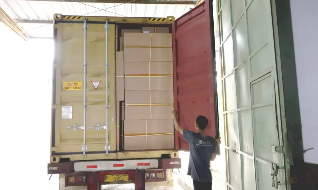 perbedaan cargo dengan ekspedisi